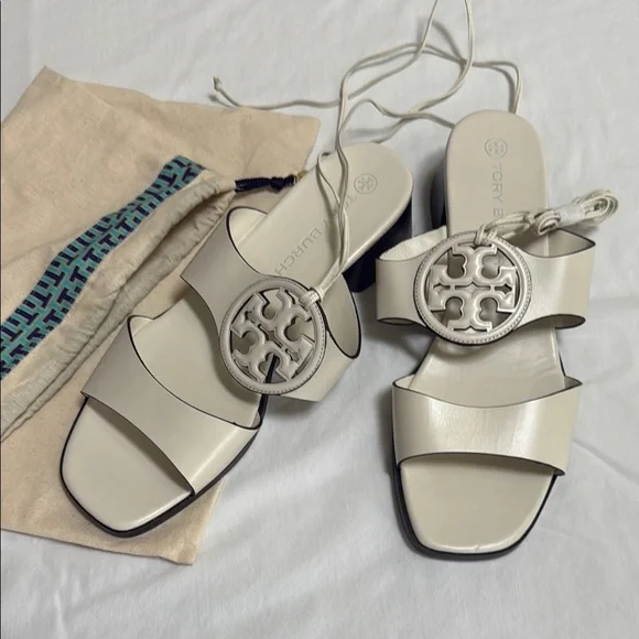 Tory Burch Cream Block Heel Sandals with Signature Medallion - Picture 1 of 3